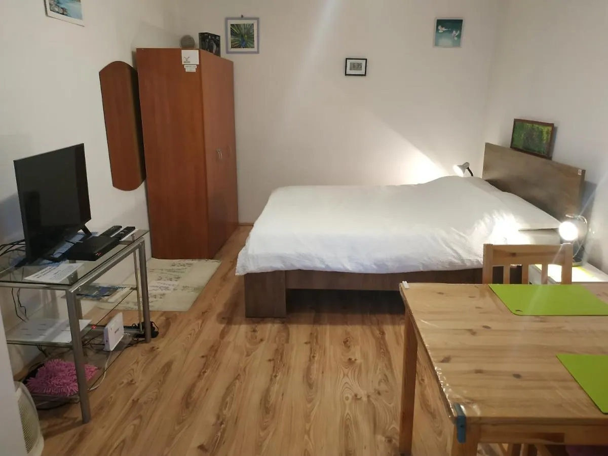 **  B&B Guest House 